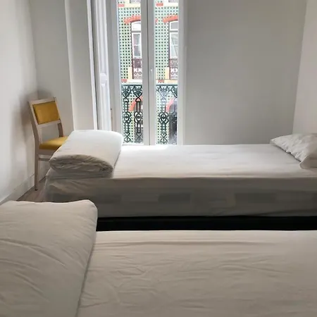 بيت شباب Be Intendente Lisboa
