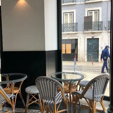 Be Intendente ホステル *