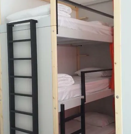 Hostel Be Intendente Lissabon