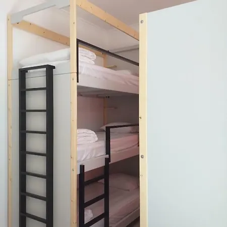 Be Intendente Hostel Lissabon