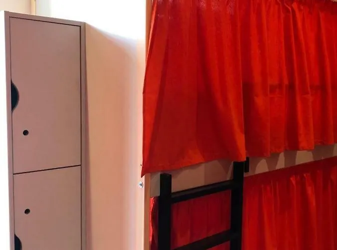 Be Intendente Hostel