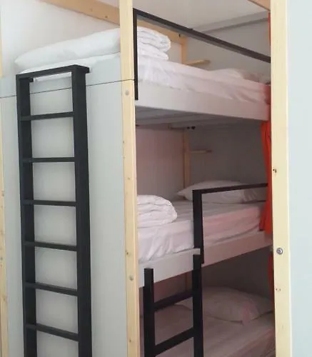 Hostel Be Intendente Lissabon