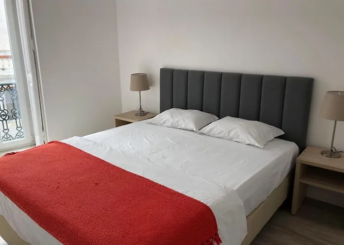 Be Intendente * Lisbon