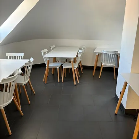 Be Intendente Hostal