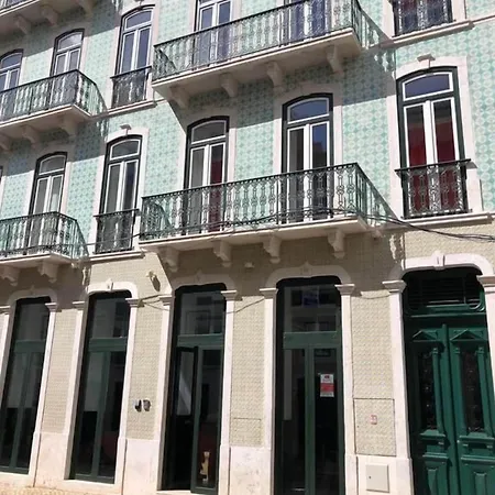 Be Intendente Hostel Lisbon