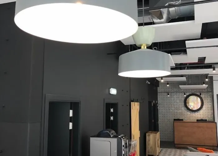 Be Intendente Hostal *